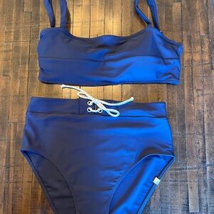 Summersalt Navy two piece high rise Swimwear size 8